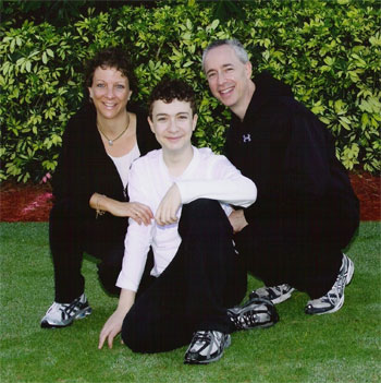 Dr. Rubin, pediatric chiropractor, with wife and son in Florida